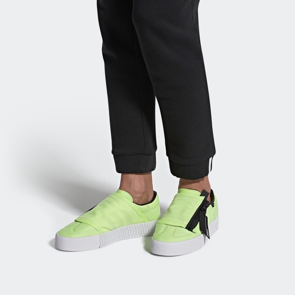 NWT Adidas Originals Sambarose Zip Sneaker - Picture 2 of 11